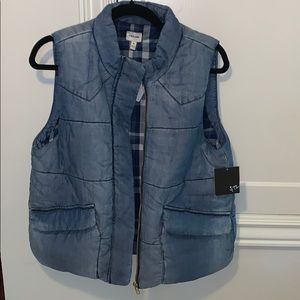 NWT Sneak peek denim puffer vest size M